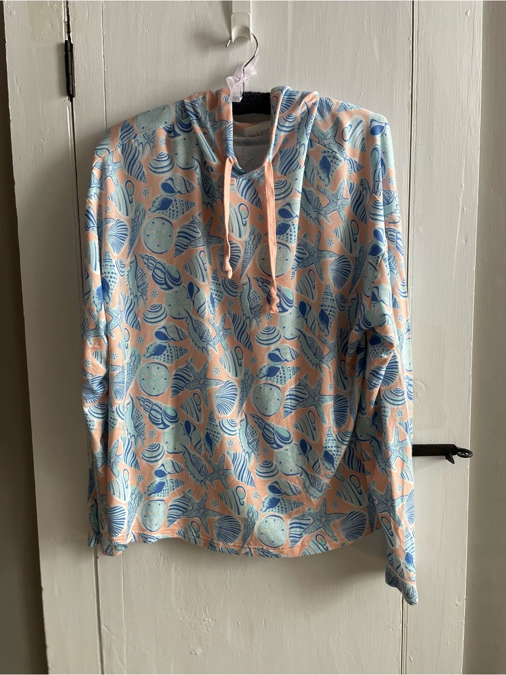 Mia & Tess The Paper Store SeaShell Print Pullover Hoodie Sweater Size XL